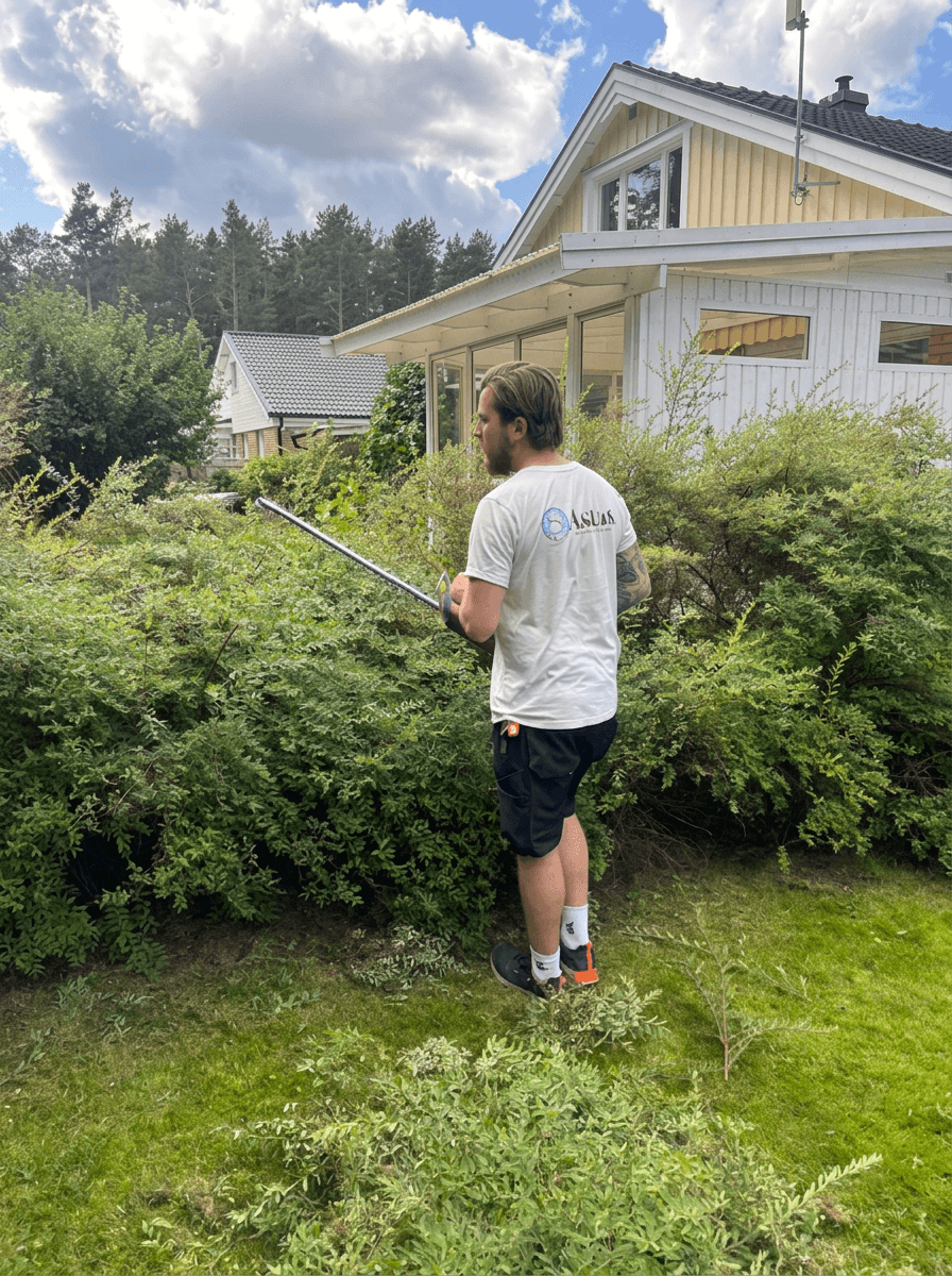 Häckklippning och gräsklippning